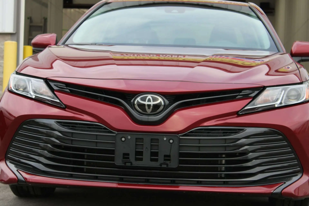 Full-service exterior result on a Nashua family vehicle